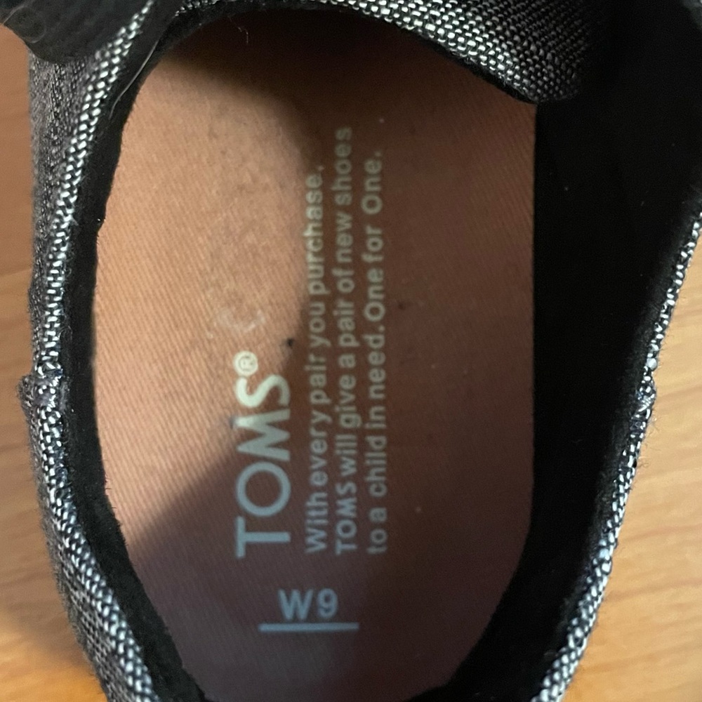 Toms Canvas Sneakers View 5